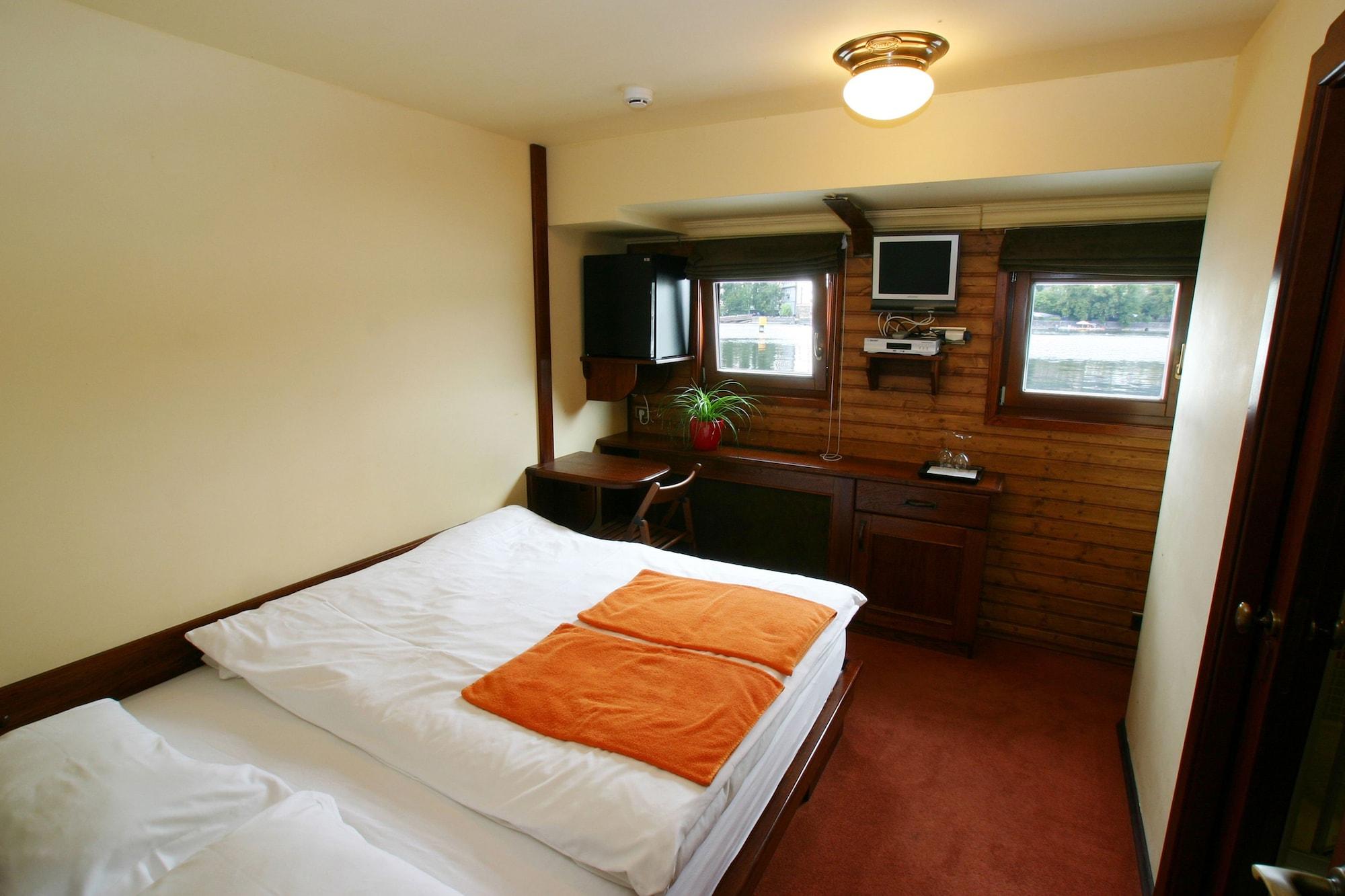 Boat Hotel Matylda Prague Ngoại thất bức ảnh