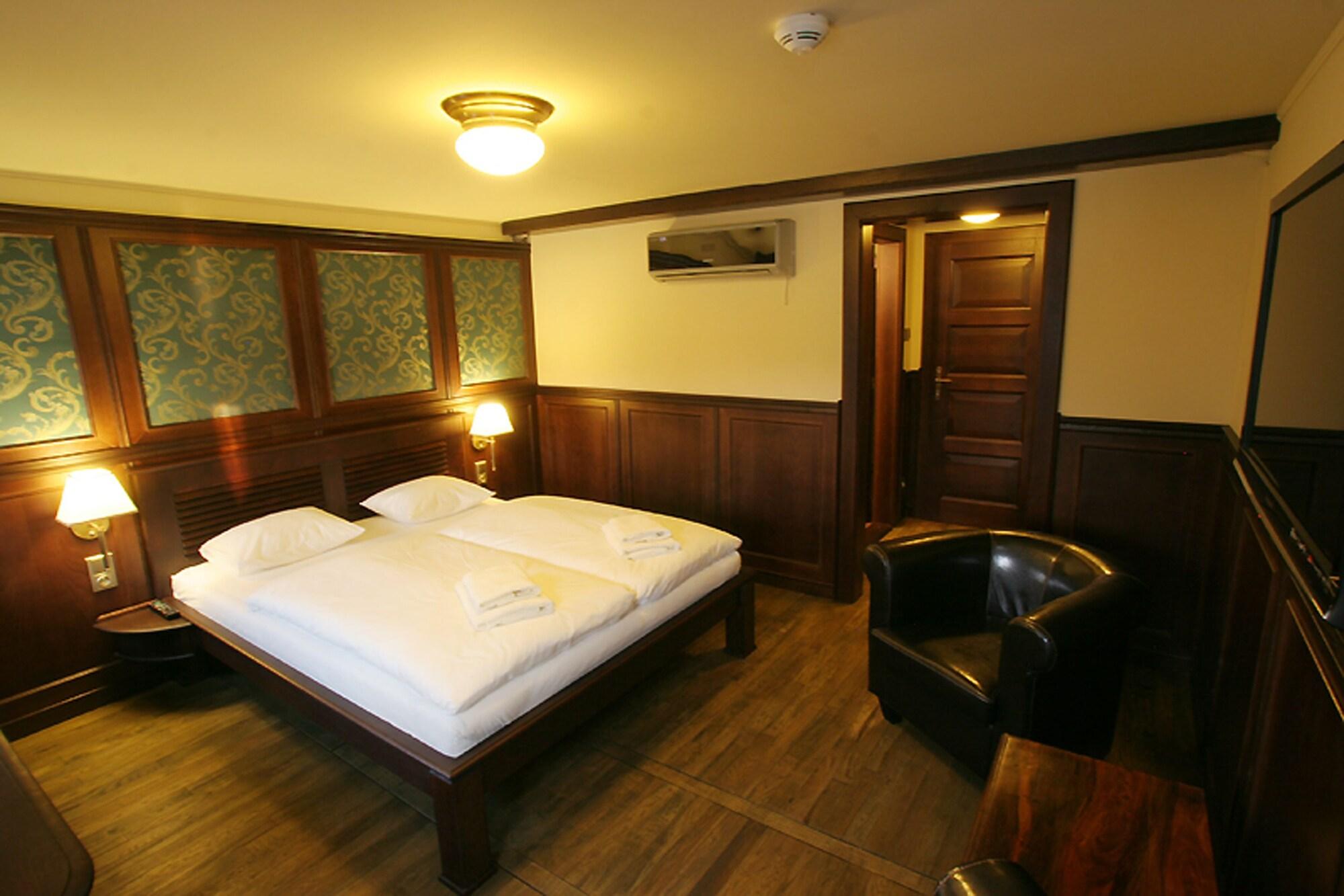 Boat Hotel Matylda Prague Ngoại thất bức ảnh