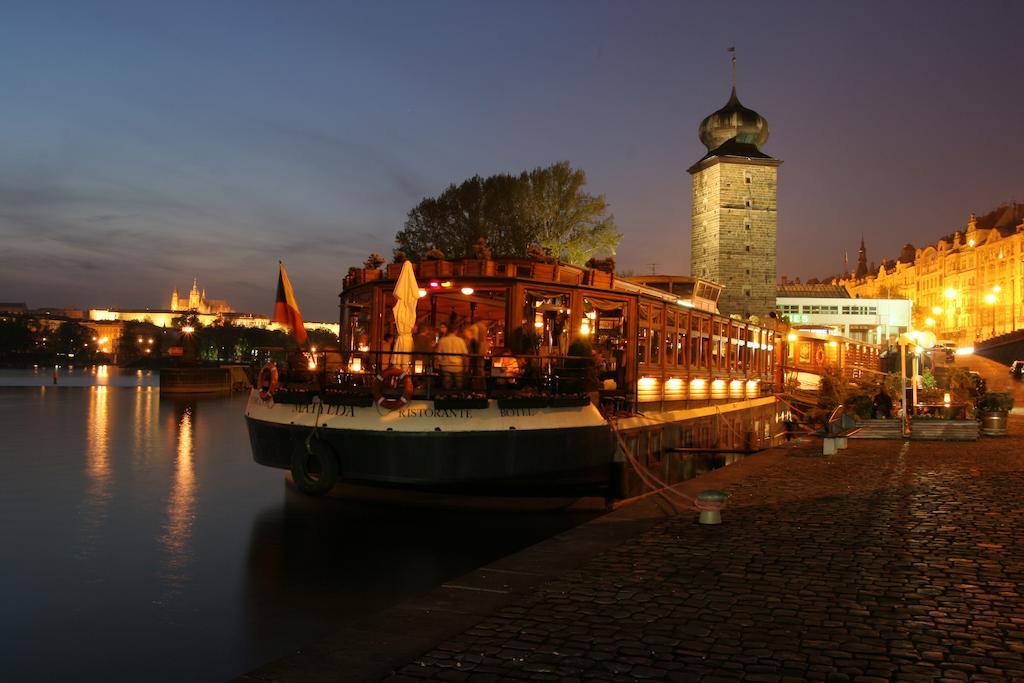 Boat Hotel Matylda Prague Ngoại thất bức ảnh